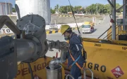 Petroecuador informó que el reingreso de la FCC permitirá aumentar la producción de gasolinas y gas doméstico (foto referencial).