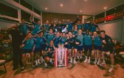 Los jugadores de Arsenal se reunieron para celebrar el título de la Premier League.