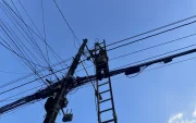 La gestión energética del Gobierno enfrenta cuestionamientos por retrasos en proyectos y soluciones temporales para evitar apagones.