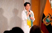 Gabriela Sommerfeld es la canciller de Ecuador y fue invitada a la cita en Chile