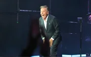 Ricardo Montaner volvió a encontrarse con el público guayaquileño en una noche cargada de nostalgia, romanticismo y clásicos inolvidables.