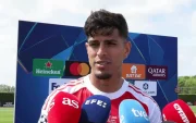 El ecuatoriano Piero Hincapié, defensa del Arsenal, bromeó sobre la final de la Liga de Campeones contra el Paris Saint Germain de William Pacho y dijo que Ecuador "va a estar dividido".