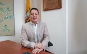 El alcalde de Cuenca,  Cristian Zomora fue suspendido sus derechos de participación política por el Tribunal Contenciosos Electoral por una denuncia de violencia política de género.