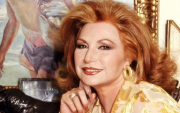 Su historia vuelve a contarse a través de una docuserie que revela aspectos inéditos de su vida y carrera.