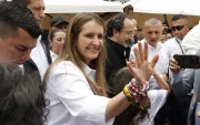 La candidata de derecha, Paloma Valencia, votó en la tarde en Bogotá.