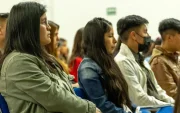 Referencial. Desde el 2 de junio, bachilleres pueden realizar el Registro Único Nacional 2026 en Ecuador.