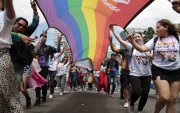 Varios colectivos marcharon en el día del Orgullo Gay, en el norte de Quito. 22 de junio del 2024 (ag expreso ag extra)