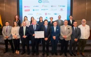Representantes del sector privado y la academia se unen por la integridad corporativa.