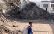 Montones de basura y escombros acumulados en la ciudad de Gaza.