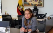Julia Angulo Girón, secretaria de Gestión y Desarrollo de Pueblos y Nacionalidades, en reunión oficial en Quito.
