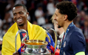 Willian Pacho y Marquinhos la defensa del PSG.