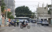 Amplio operativo policial y militar resguardó los alrededores de la Judicatura de La Libertad durante la audiencia del caso Triple A.