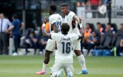 Jordy Caicedo cobró el penal de Ecuador y su festejo ante Guatemala.