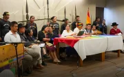 Integrantes de organizaciones indígenas rechazan el desalojo denunciado en la comunidad ancestral Tzawata Ila Chukapi, en Napo.