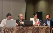 De la izquierda: Cristopher Barberán Torres, hijo del exgerente de Electroguayas, Manuel Barberán; Carlos Ortiz, exsubgerente de Producción de Celec, Karla Saud y José Walther Manrique, lobistas de Progen.