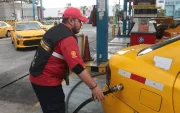 Gasolinas y diésel acumulan cuatro meses de alzas en Ecuador.