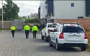 Guía penitenciaria fue asesinada en ataque armado cerca de su vivienda en Riobamba. Policía investiga el hecho.
