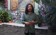 Daniel Solis es un esmeraldeño, que vive desde hace 20 años en Quito. Es el promotor de Casa Palenque, en La Tola.
