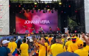 Johann Vera se presentó ante miles de aficionados ecuatorianos en el FIFA Fan Festival de Filadelfia, donde puso música a la previa del debut de la Tri frente a Costa de Marfil en el Mundial 2026.