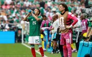 Las pausas de hidratación se empezaron a implementar obligatoriamente en el actual torneo de la FIFA en los minutos 22 de cada tiempo de juego.
