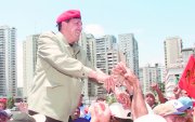 Del "Exprópiese" de Hugo Chávez, al "Intervéngase" en Ecuador, el fantasma del autoritarismo acecha al país.