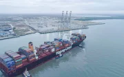 Las actividades de comercio exterior en Posorja.