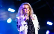 La intérprete de “It’s a Heartache” y “Total Eclipse of the Heart”  salió del coma inducido en el que se encontraba desde mayo.
