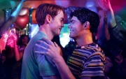 La película retoma la historia tras el final de la tercera temporada, cuando Nick y Charlie consolidaron su relación.