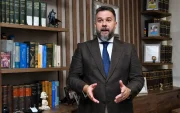 Rafael Sandoval, experto en negocios fiduciarios y fondos de inversión de ZION, durante la entrevista con EXPRESO.
