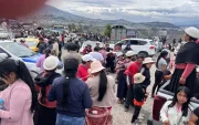 Comuneros y familiares se concentran diariamente para coordinar nuevos recorridos en la búsqueda de Mario Quinatoa.