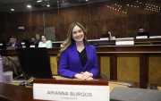 Arianna Burgos es la suplente del ahora exasambleísta nacional Niels Olsen.