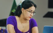 Gilda Natalia Alcívar, ministra ecuatoriana de Educación, Deporte y Cultura.