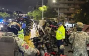 FF.AA. retuvieron 95 motocicletas el 19 junio en Guayaquil por incumplir normas durante rodada nocturna.