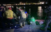 Una llamada al ECU911 permitió salvar a pescador mordido por un tiburón.