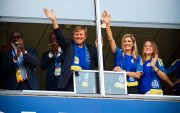 Los reyes de Países Bajos Guillermo Alejandro y Máxima alentaron a Curazao en el duelo ante Ecuador.
