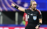 Tori Penso, árbitra estadounidense del Mundial 2026. Estará en el Alemania vs. Ecuador.