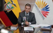 José Serrano, expresidente de la Asamblea Nacional, dejó de figurar en los registros de custodia del ICE, aunque hasta ahora no existe una confirmación oficial sobre su situación migratoria en EE. UU.