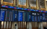 Las acciones tecnológicas lideraron las pérdidas en Wall Street, arrastrando al Nasdaq a una caída de 1,88 % en la apertura de este 23 de junio de 2026.
