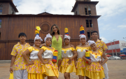 La hija de Gerardo Mejía cumple sus últimas actividades como reina.