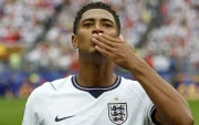 Jude Bellingham, de Inglaterra, lanza un beso antes del partido de la fase de grupos de la Copa Mundial de la FIFA 2026 entre Inglaterra y Ghana.