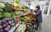 Se proyecta que el impacto del fenómeno de El Niño 2026-2027 demorará entre dos y seis meses en reflejarse con fuerza en el precio de los alimentos.