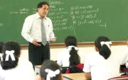 La desaparición de colegios e institutos normales destruyó la formación docente en Ecuador.