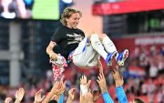 Mundial 2026: Luka Modric, celebrado por su carrera con Croacia.