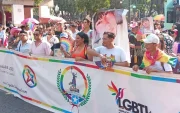 Miles de personas salieron a marchar por la avenida 9 de octubre.