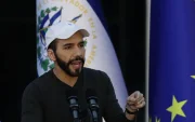 La fórmula oficialista incluye nuevamente al vicepresidente Félix Ulloa y se perfila como la principal contendiente en los próximos comicios.