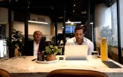 La defensa de Antonio Icaza abrió la audiencia de apelación del caso Encuentro con cuestionamientos a la sentencia y pidió que el tribunal revoque la condena por presunta falta de sustento probatorio.