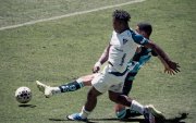 Los albos tuvieron tres partidos amistosos en Perú y Ecuador antes del reinicio.