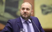 Juan Esteban Guarderas fue censurado y destituido por la Asamblea Nacional, en diciembre 2024.
