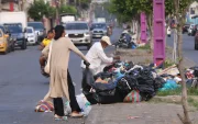Durán declaró la emergencia tras una semana sin recolección de basura por una deuda con la concesionaria.