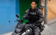 Juez de Manabí dejó libre a un falso policía procesado por usurpación de funciones en TikTok.